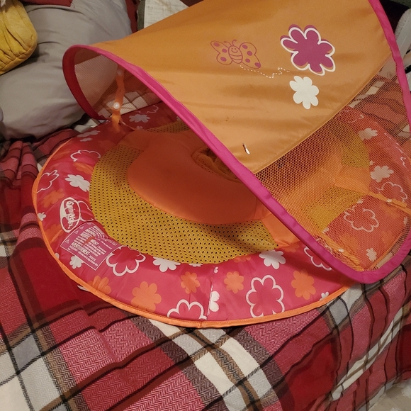 Baby float - Picture 3 of 4